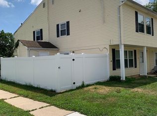 19 Locust Ct, Sicklerville, NJ 08081