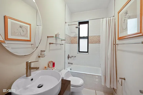 Sold by Citi Habitats | media 16