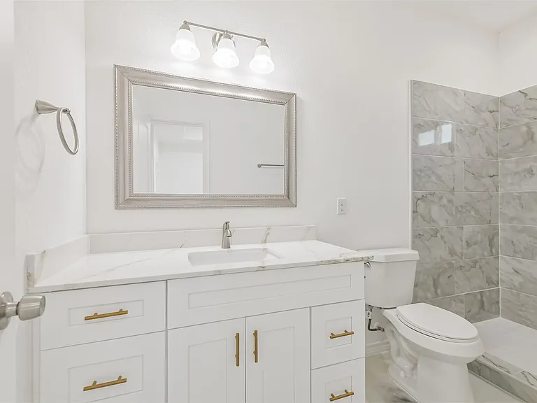 16922 W Forrestal — Photo 18