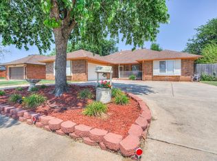 317 Ember Glow, Moore, OK 73160