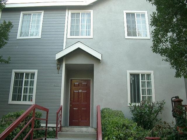 1st image of 461 N Euclid Ave APT 204
