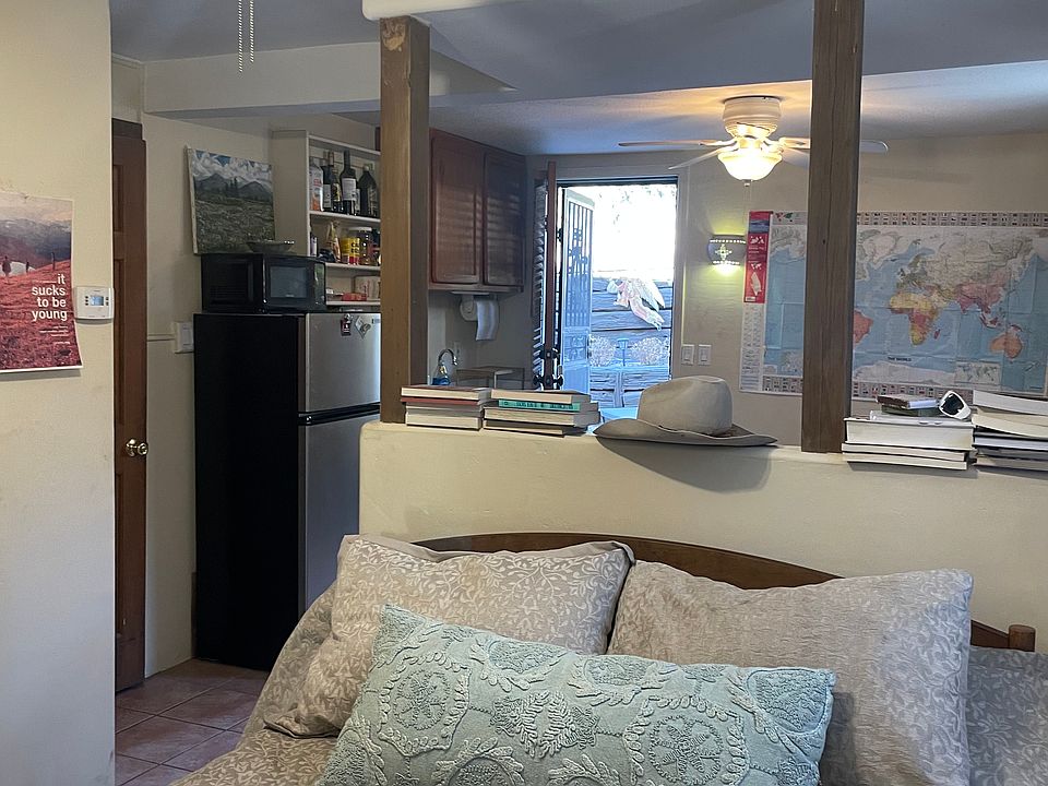 1st image of 719 Juniper Dr #2