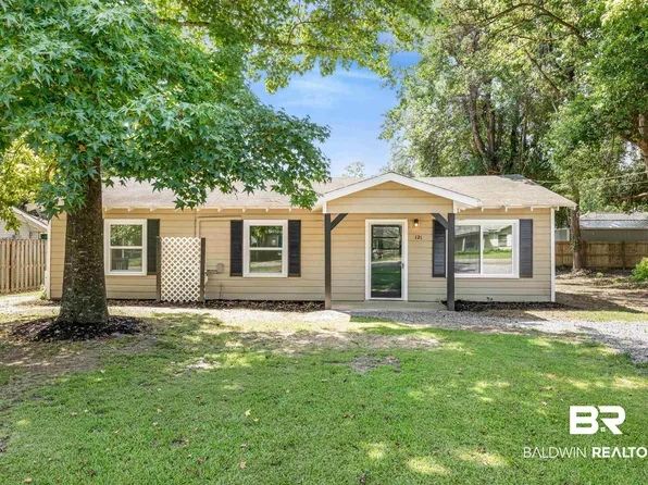 121 W 15th St, Bay Minette, AL 36507