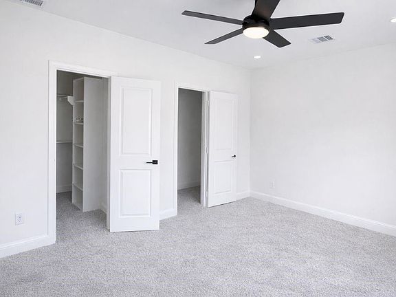 4th image of 25717 John Wayne Rd