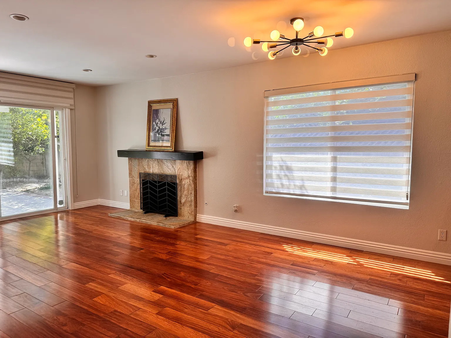 3 bed, 1372 sqft, $3,500 — Photo 3