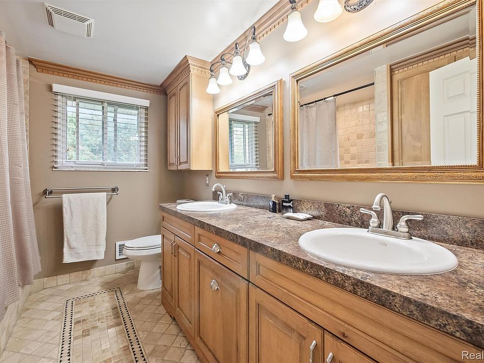 4675 Seymour Lake Rd, photo 18