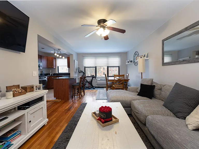 1 Jefferson Ave #A5 — Photo 5