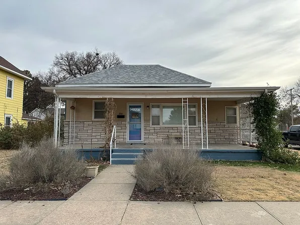 200 E 12th St, Ellis, KS 67637