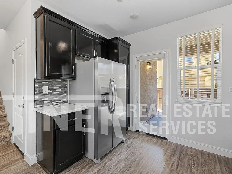 203 Rochdale St — Photo 10