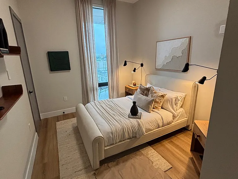 303 Washington St #5C — Photo 8
