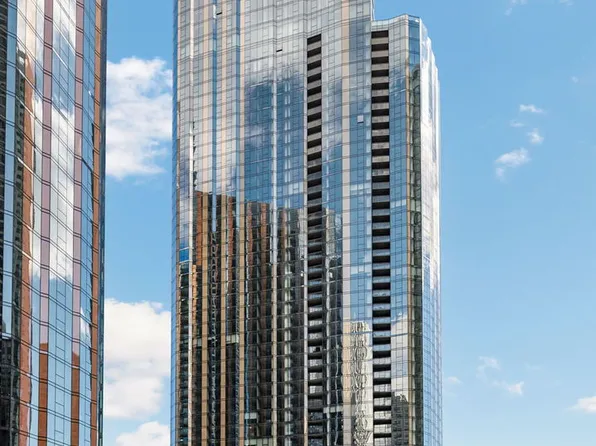 211 N Harbor Dr #1401, Chicago, IL 60601