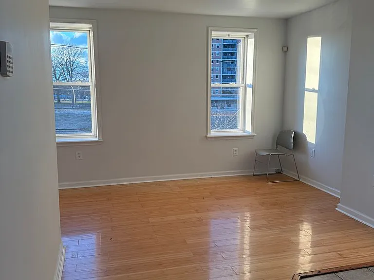 2427 N 10th Street — Photo 20