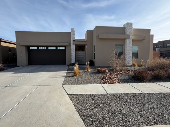 7900 Tiburon Hills Dr NW