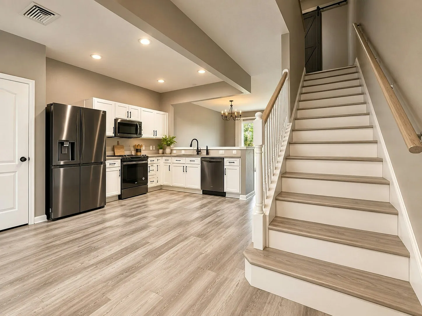 5032 Pond Ridge Drive — Photo 2