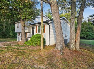 4087 W Freedom Cir, Ooltewah, TN 37363