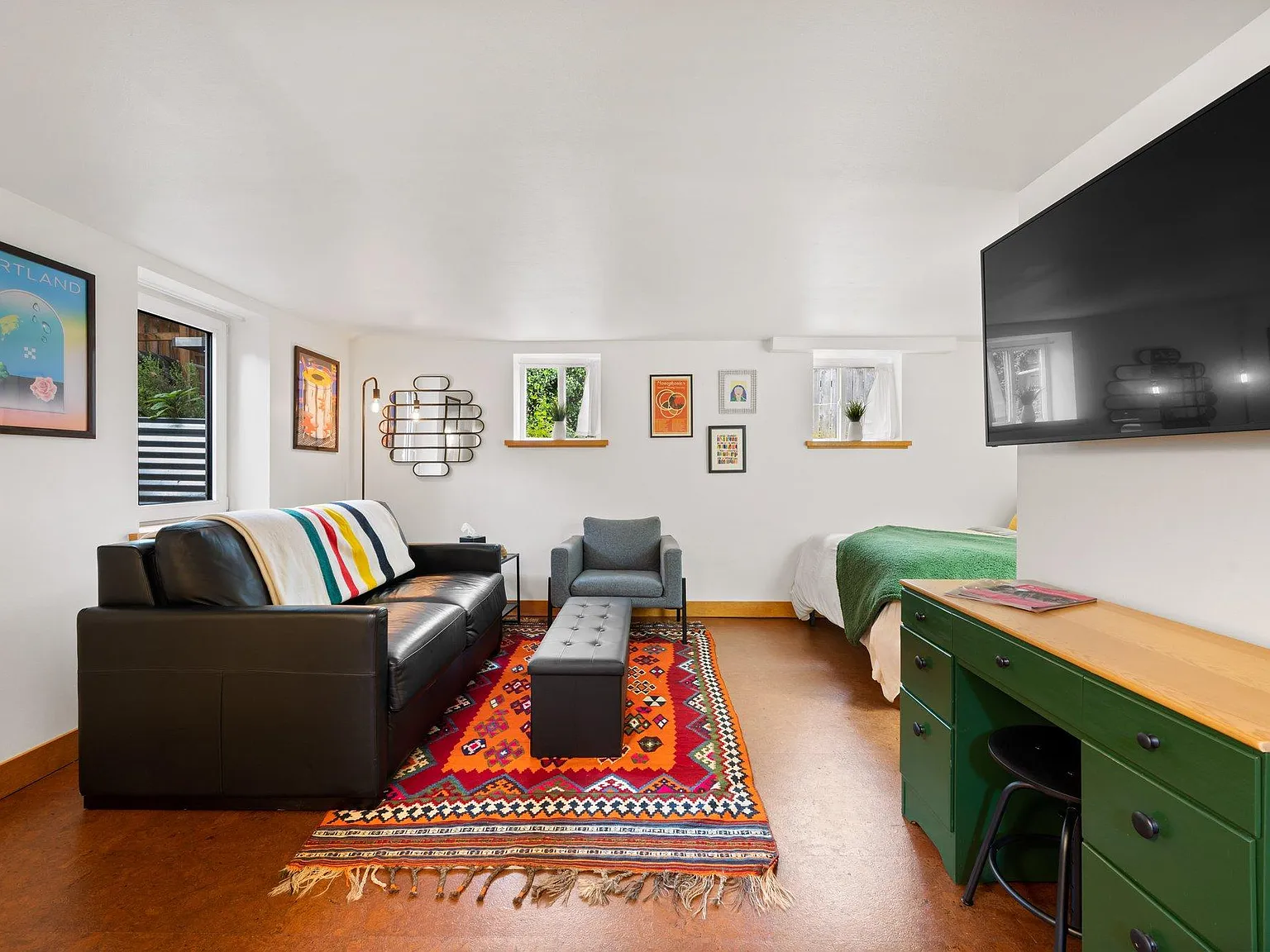 630 NE Killingsworth Ct — Photo 1