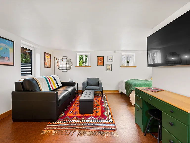 630 NE Killingsworth Ct #B — Photo 1