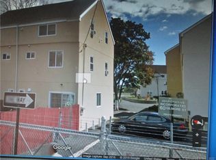 60 Gilmore St, Bridgeport, CT 06608