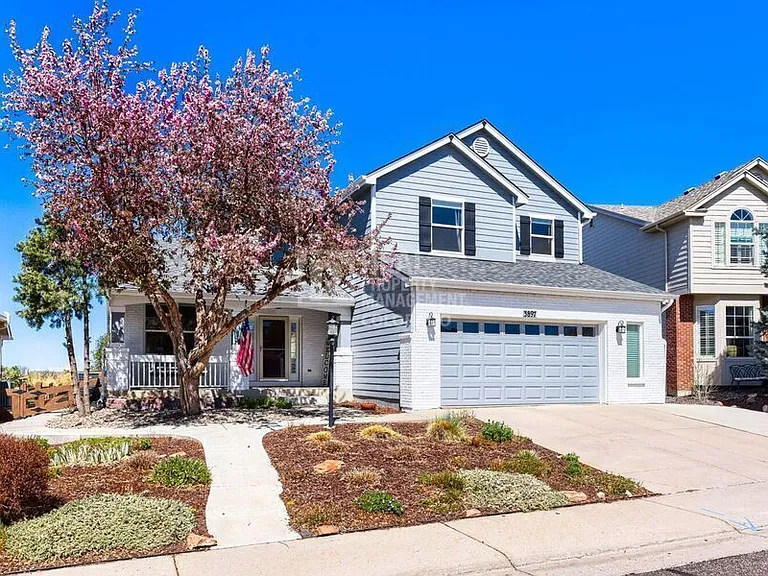 3897 Mallard Ln — Photo 2