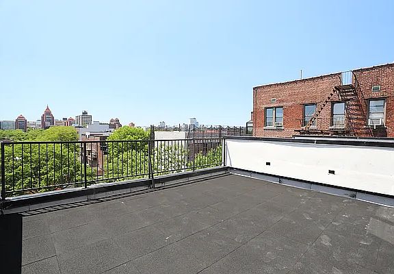 5th image of 486 Lefferts Ave Unit Penthouse