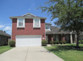 4819 Chase Court Dr, Bacliff, TX 77518