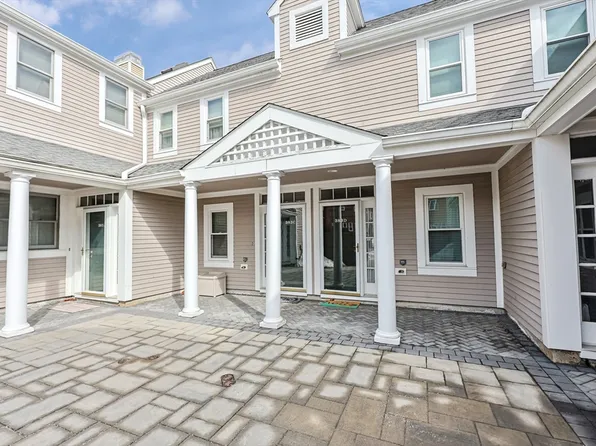 383 Neponset St APT D, Norwood, MA 02062