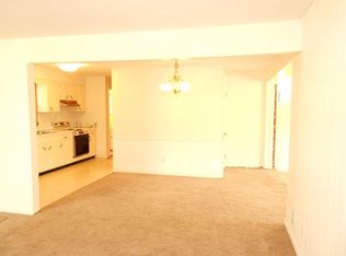 5609 Sterling Dr, Louisville, KY 40216