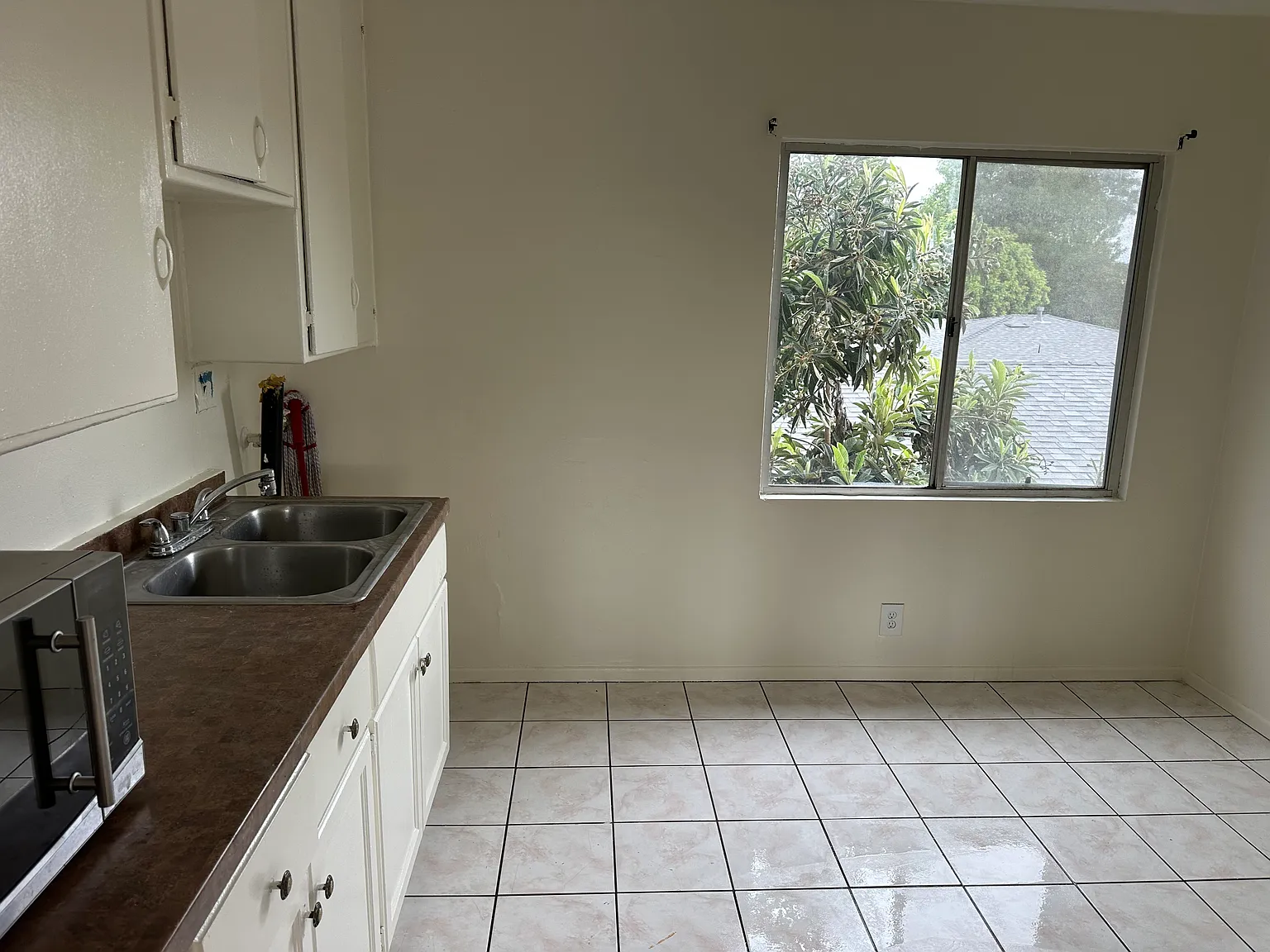 2 bed, 800 sqft, $2,100 — Photo 4