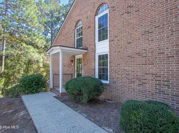 12 Pinehurst Manor Drive #B, Pinehurst, NC 28374