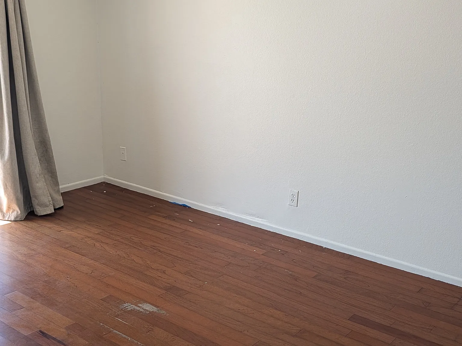 4 bed, 1918 sqft, $2,200 — Photo 3