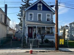 438 W 2Nd St, Plainfield, NJ