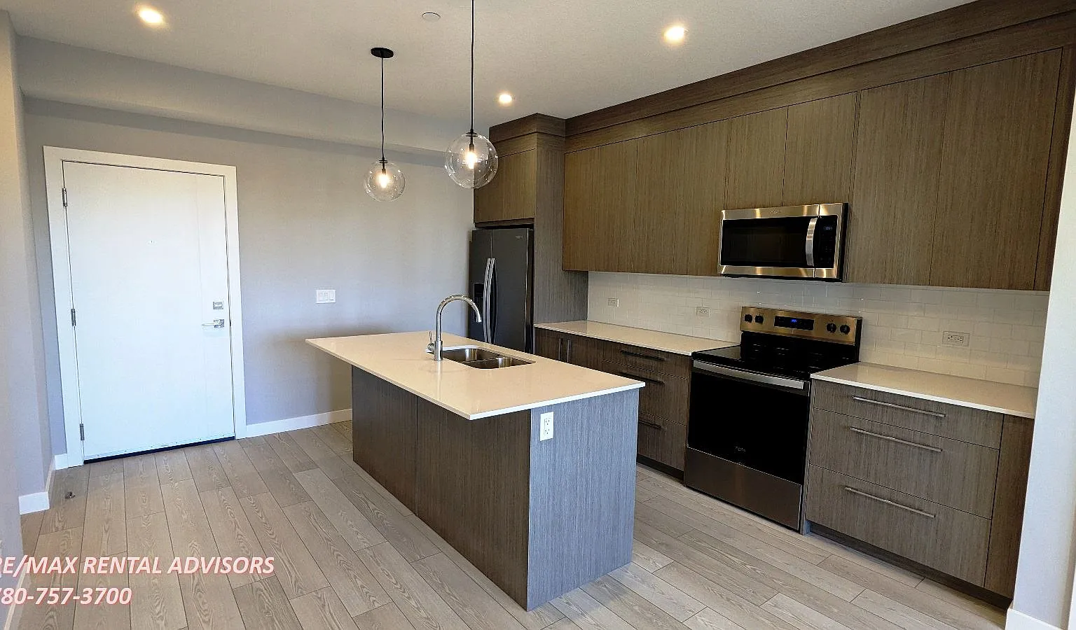 #2420 60 Skyview Ranch Road Northeast — Photo 3