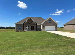 250 Hummingbird Way, Killen, AL 35645