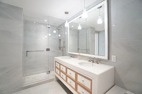 Rented by Renetta Real Estate | media 79