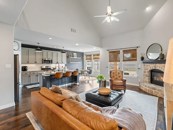 1905 13th St, Argyle, TX 76226