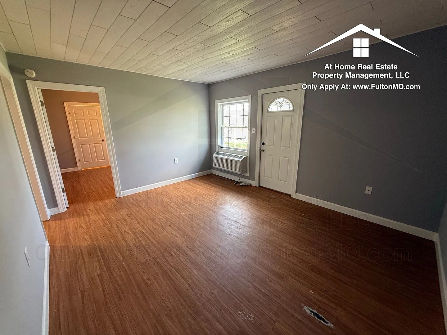 Churchill Road 809-817 Apartments — Photo 2