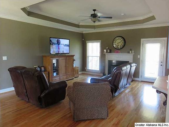 3rd image of 6120 Lakeside Dr