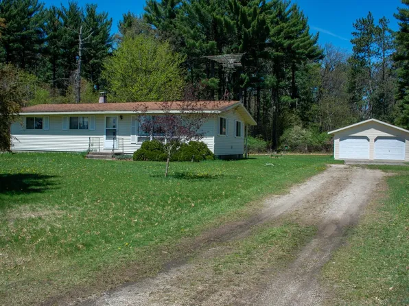 W13940 Beechnut Ave, Hancock, WI 54943