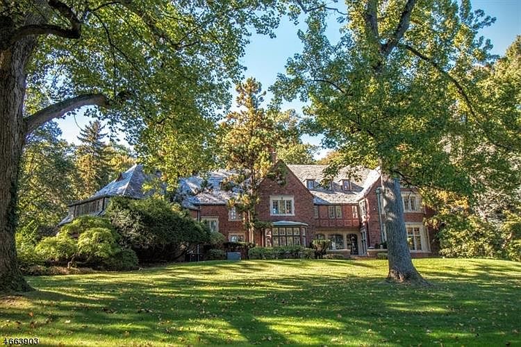 1st image of 88 Mountain Ave