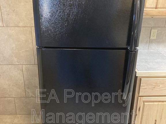 5th image of 421 Alcazar St SE #10