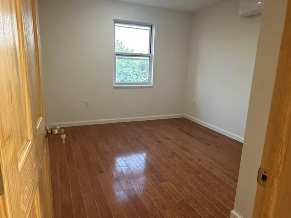 21402 23rd Ave, Bayside, NY