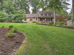 1239 Olde Oaks Dr, Gray, TN 37615