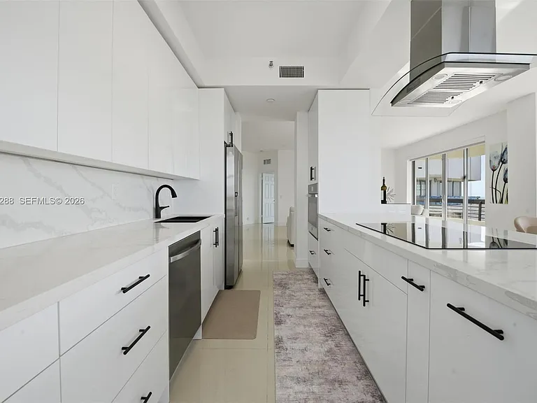 3500 Mystic Pointe Dr #Penthouse 5 — Photo 10