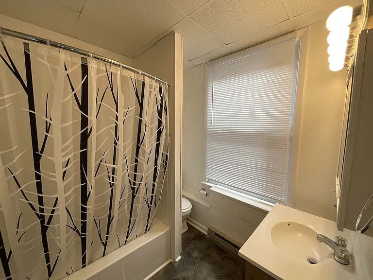 60 Chambersburg St #4 — Photo 6