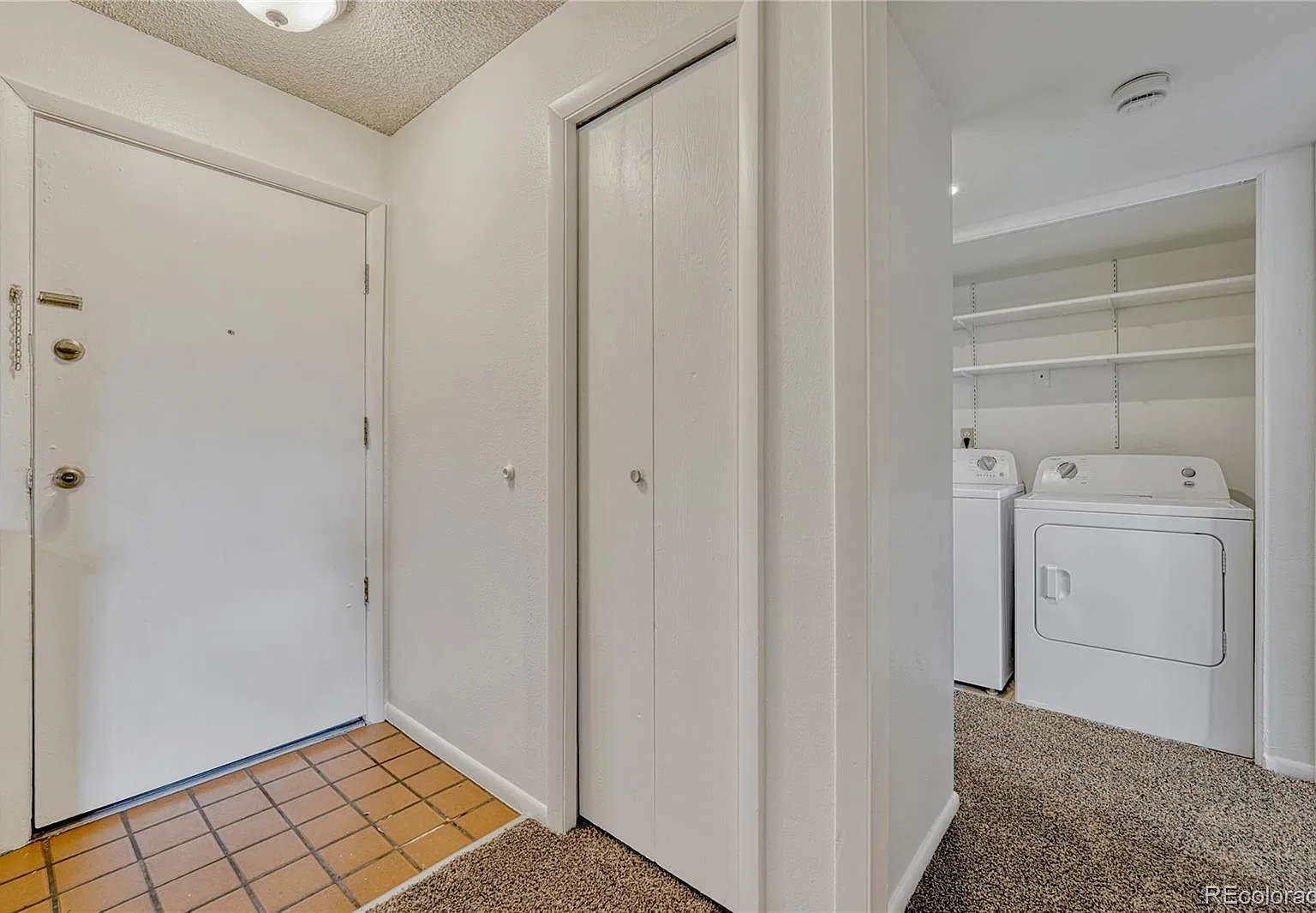 2 bed, 2.0 bath, 1000 sqft, $1,695 — Photo 2