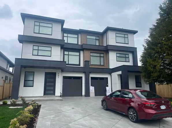 15371 94th Ave #102, Surrey, BC V3R 1C9