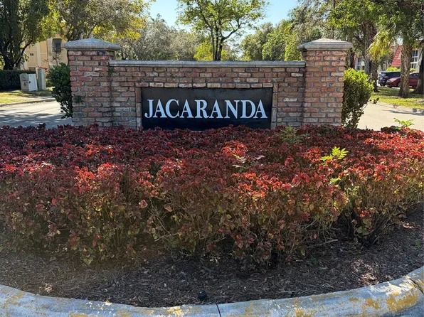21 Jacaranda Drive #121, Plantation, FL 33324