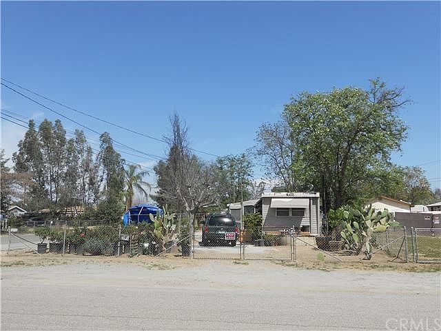 1st image of 27816 Jefferson Ave