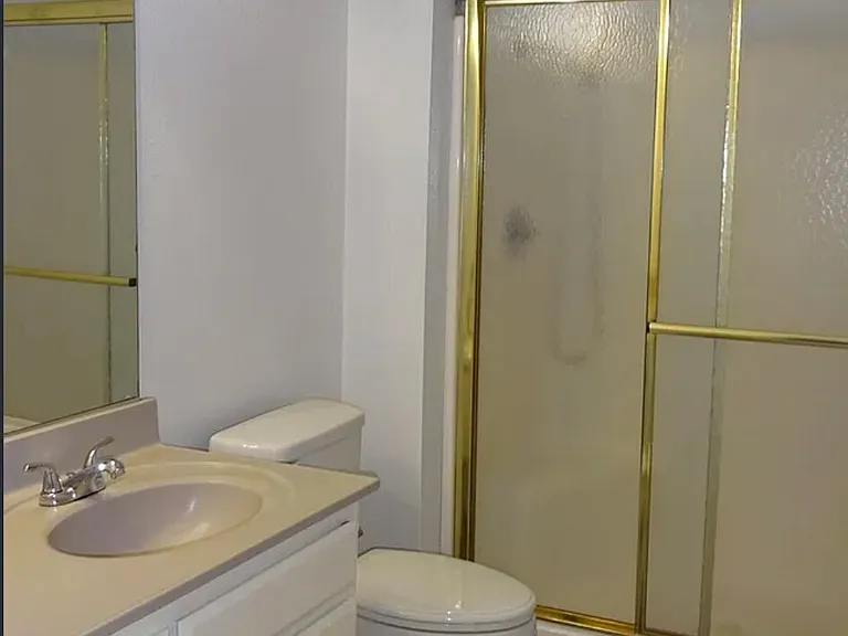 2223 Ellery Ave — Photo 3
