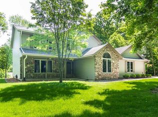 1140 Forest Ct, Hubertus, WI 53033